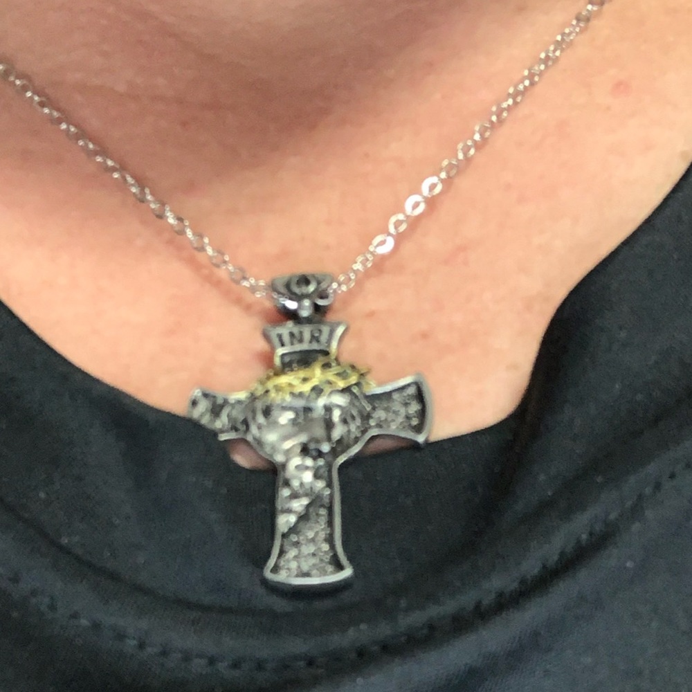 Christ Jesus Crucifix Pendant Necklace Metal - Picture 3 of 5